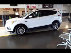 BUY FORD ESCAPE 2018, 71B Auto Auction