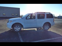 BUY NISSAN PATHFIND 4X2 V6 2011, 71B Auto Auction